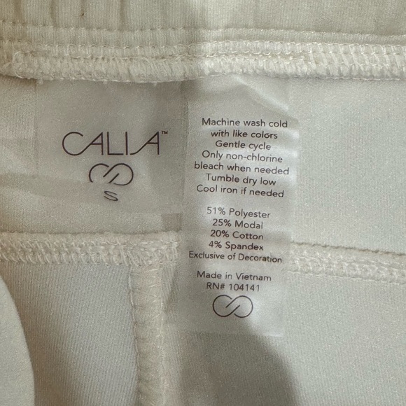 Calia Elegant Cream Scuba Soft Wide Leg *spots* - Picture 3 of 6